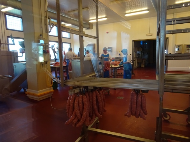 Salumificio Dallatanaの製造工程の一部を撮影